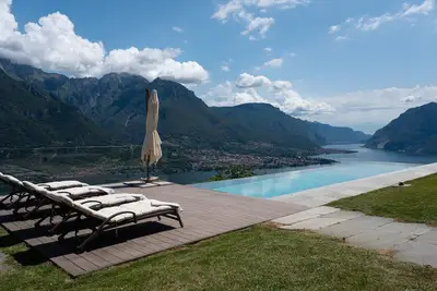 Villa Valentina by RentAllComo