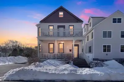 Image de Pet Friendly | Parks & Trails | Pleasantville Home