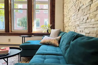 Image de Real Brick | Cherrywood Kitchen | Safe | Walkable