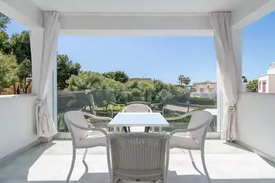 Image de Appartement 'D 2 Chambres' avec piscine partagée, Wi-Fi et climatisation