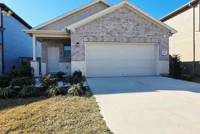 Image de 4bed/2bath/1level Entire Home w Resort-Style Amenities in Master Plan community