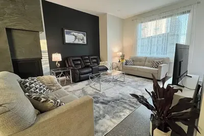 Image de Modern house with Aurora views