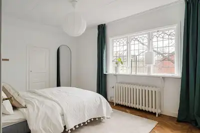 Stylish, Modern Apt with great location on Lidingö