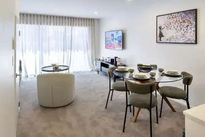 Image de Peaceful City Townhouse | 2 Bed+ Private Car Park