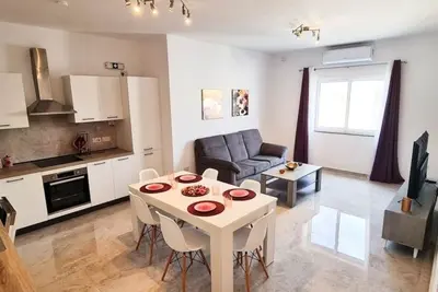 Image de Seaside Serenity 8 - few mins walk to the beach