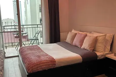 Image de Cozy 1-bedroom apartment in beautiful Batoumi with Ac
