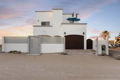 Image de Beautiful & Quiet Oceanview Home Casa Beltran