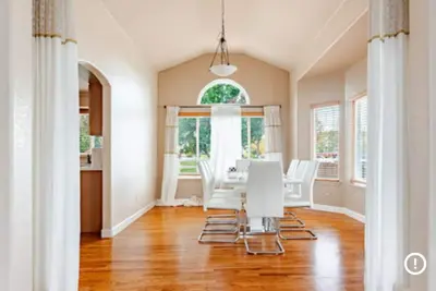 Image de Spacious 6-bedroom. 4br. With luxury Hot Tub
