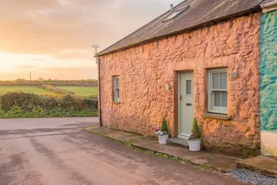 Image de Lamb Cottage, Holiday Cottage Herbrandston, Sleeps 6, 3 bedrooms, bathrooms