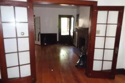 Image de Cozy 3-bedroom house in a pleasant Pittsburgh neighborhood