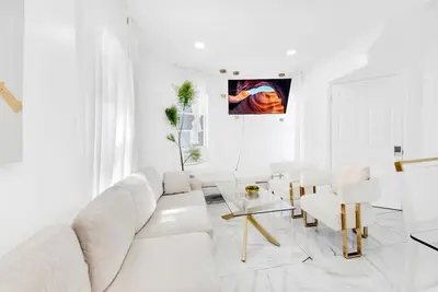 Image de Spacious 5br Home • Free Parking • Near Nyc • Perfect for Large Groups