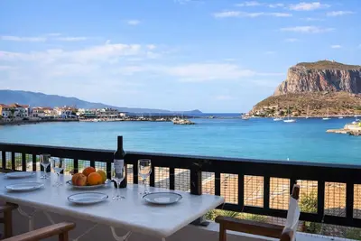 Image de Matroni's House - Seafront Getaway in Monemvasia