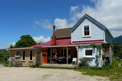 Image de Rustic Holiday Rental near Golden Bay in Takaka, New Zealand