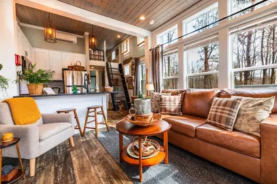 Image de Among the Laurels at The Retreat at Deer Lick