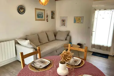 Image de Maison de plage 'Le Cocon Pirouais' avec terrasse, jardin privés et Wi-Fi