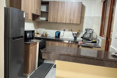 Image de 2-bedroom apartment in Central Nakuru with pool and fitness room access