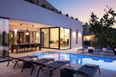 Citrus Grove Luxury Villas