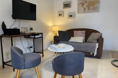 Image de Maison de vacances « L’orchidée au bord de l’eau » avec terrasse, jardin privés et Wi-Fi