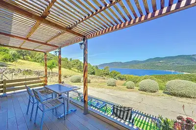 Image de Magnifique T2 + terrasse vue mer panoramique dans résidence*** avec piscine