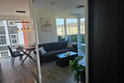 Image de Free Parking & Balcony upper floor flat - APOLONIAliving