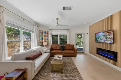 Image de Zilker Home | Walk to Zilker/Acl/Barton Springs