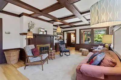 Image de North Berkeley Craftsman Home