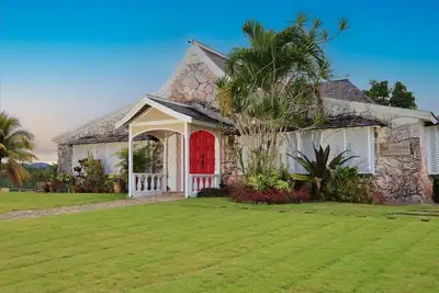 Image de Cedars Estate Luxury Private Estate with Mountain Views | Pool | Ocho Rios