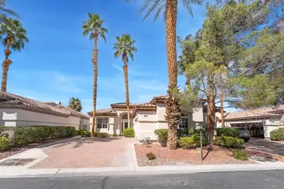 Image de 3-bedroom house in soothing Henderson with Ac and fitness room