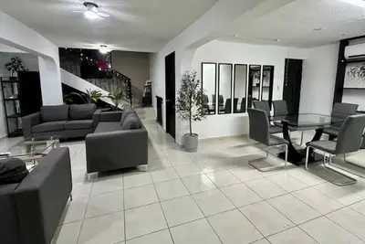 Image de Casa Laureles : Spacious, air-conditioned and perfect.