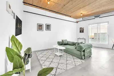 Image de Roof Top, River Views, Sauna, Walk to Stampede