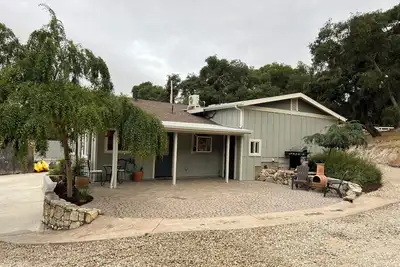 Image de Private 1-bedroom cottage with Ac in beautiful Atascadero nestled in large oaks.