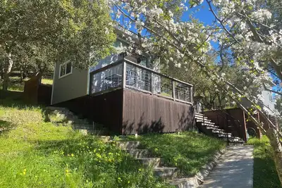 Image de Quiet 1-bedroom villa in welcoming of Watsonville perfect for relaxing getaway.