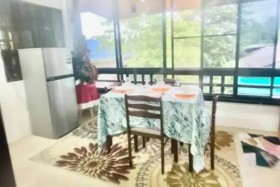 Image de Lens Staycation 2bdr 1br Ktchn-Upstairs