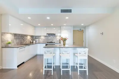 Image de A/C 2Br&2Ba New Apartment Near Yvr & Dining