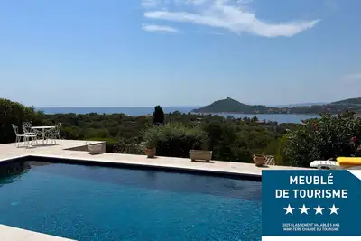 Image de Villa 4 étoiles - Terrasse panoramique vue mer - Proximité à pied de la plage