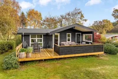 Image de Lovely holiday home with modern facilities, close to the water.