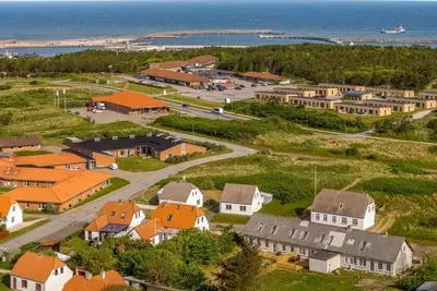 Image de Renovated holiday home with free consumption, close to the North Sea and the.