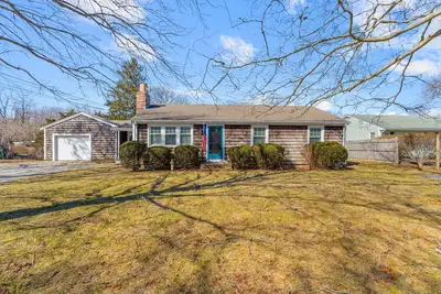 Image de Relaxing Family East Falmouth Beaches firepit