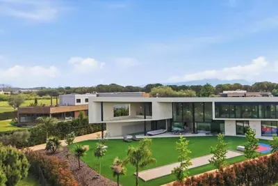 Image de Villa Meridian: epicentro del lujo contemporáneo en Peralada Golf