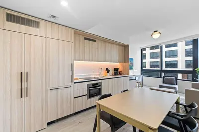 Image de Best Location Downtown Miami | Condo with Pool