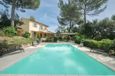 Image de Villa 4 Chambres Avec Jardin Et Piscine Privee (N°443)