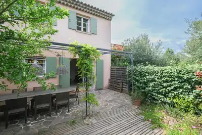Image de Maison De Hameau 2 Chambres Avec Jardin (N°536)