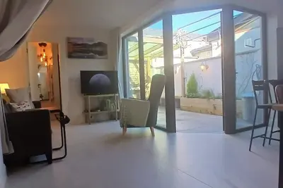 Image de Stylish Cottage with Loft Sleeps 4