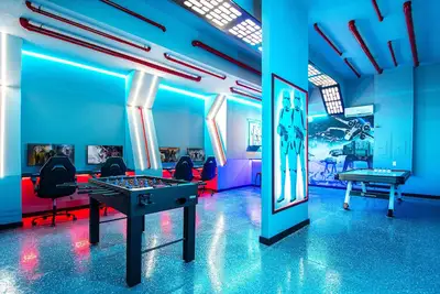 Image de Sonoma Resort 93 - Quinze Chambres Villa, Couchages 36