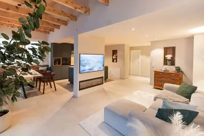 Image de Location-Premium-Sauna Wellness-Terrasse-Salle de bain privée