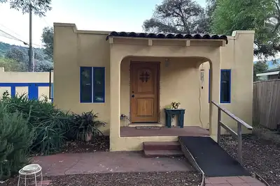 Image de Charming 2-bedroom cottage in Ventura perfect for a relaxing getaway