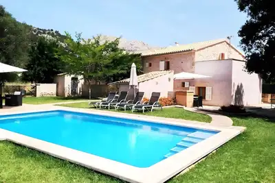 Image de Villa 'Can Bandris' avec vue sur la montagne, Wi-Fi et climatisation