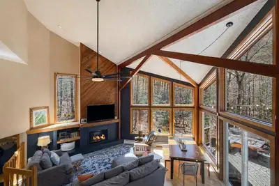 Image de Peace In The Pines | Private North Conway Retreat