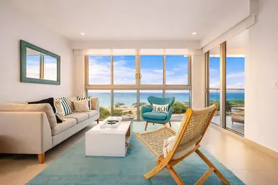 Coastal Elegance I Eagle Beach Ocean View I 4th Fl