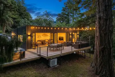 Image de Modern Coastal Tree House - Whangamata Retreat